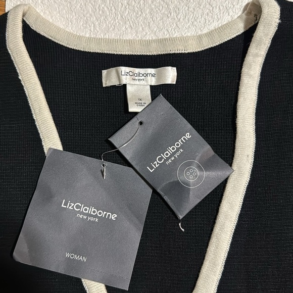 NWT Liz Claiborne Women’s Cardigan Sweater Size US1X - Picture 10 of 10